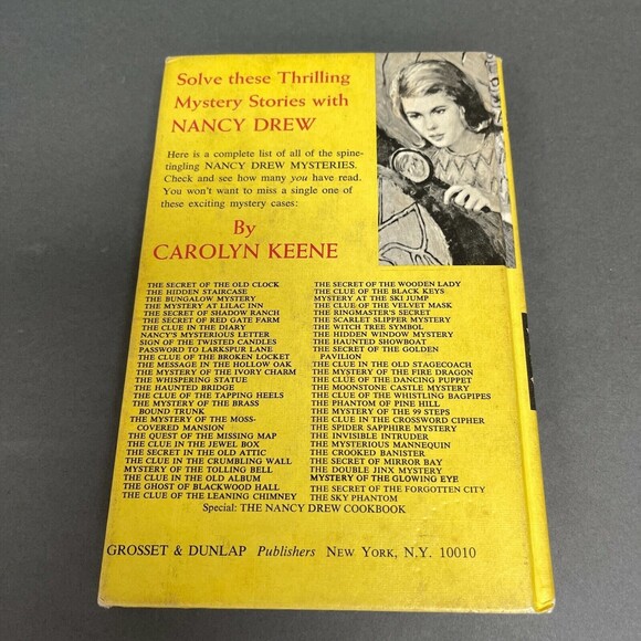 The Whispering Statue by Carolyn Keene Nancy Drew Mystery Stories - Picture 6 of 6